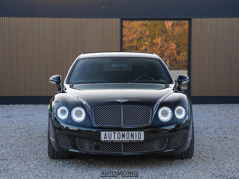 Bentley Continental Flying Spur (2010) Speed 6.0 Naim, Chladnička - fotka 19 z 25