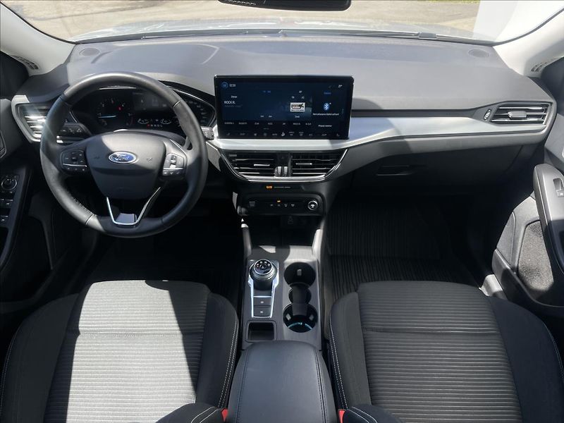 Ford Focus 1,5 Ecoblue AT8 Titanium - fotka 6 z 23