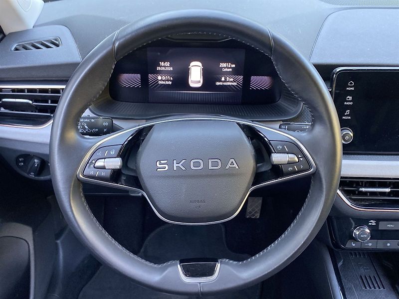 Škoda Kamiq (2025) 1.0 TSI Top Selection - fotka 6 z 33