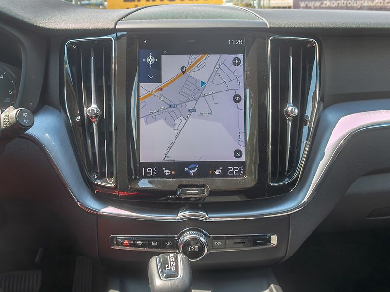 Volvo XC60 (2019) 2.0D 140KW mat – NAVI - fotka 22 z 51