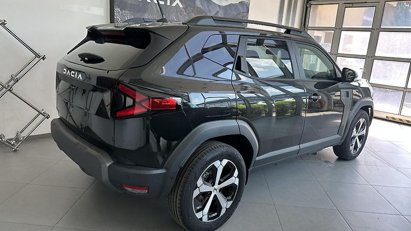 Dacia Duster (2026) Journey Eco-G 120 auto - fotka 2 z 15