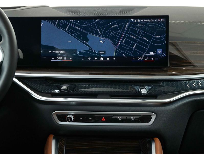 BMW X6 xDrive30d - fotka 14 z 24