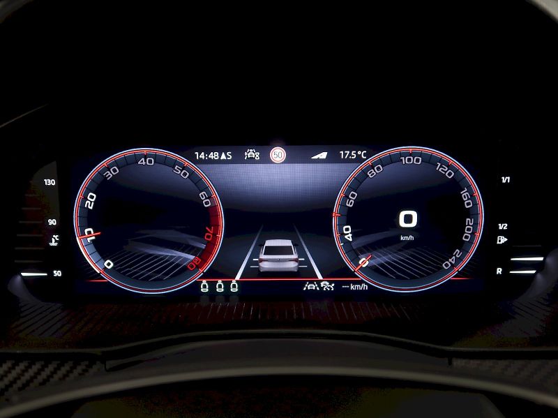 Škoda Kamiq (2025) MONTE CARLO 1.0TSI 85KW TAŽNÉ - fotka 18 z 41