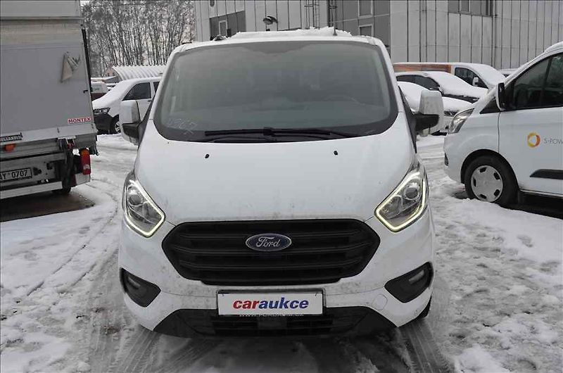 Ford Transit (2022) CUSTOM 2,0 D - fotka 2 z 17