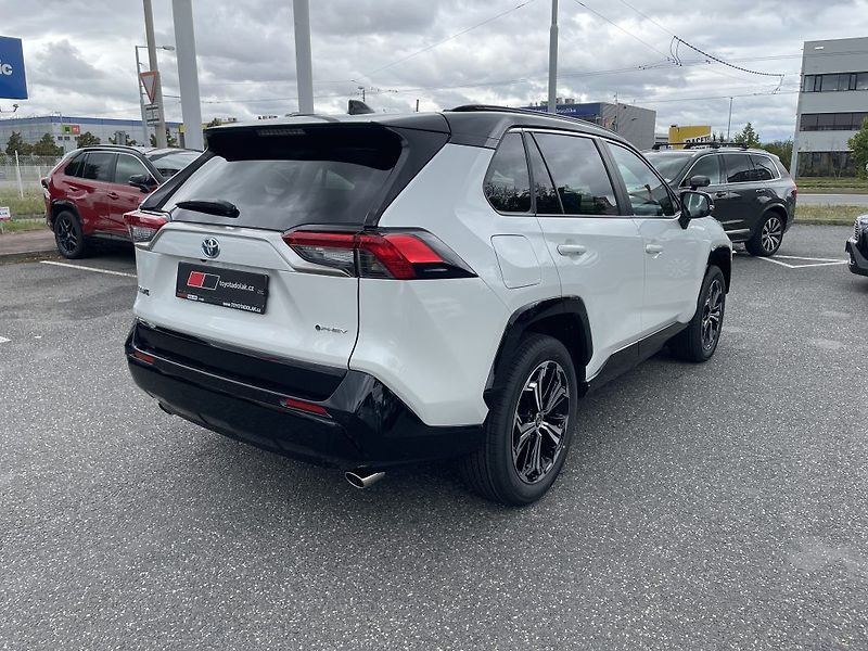 Toyota RAV4 2.5 Plug-in Hybrid ODBĚR ihned - fotka 3 z 32