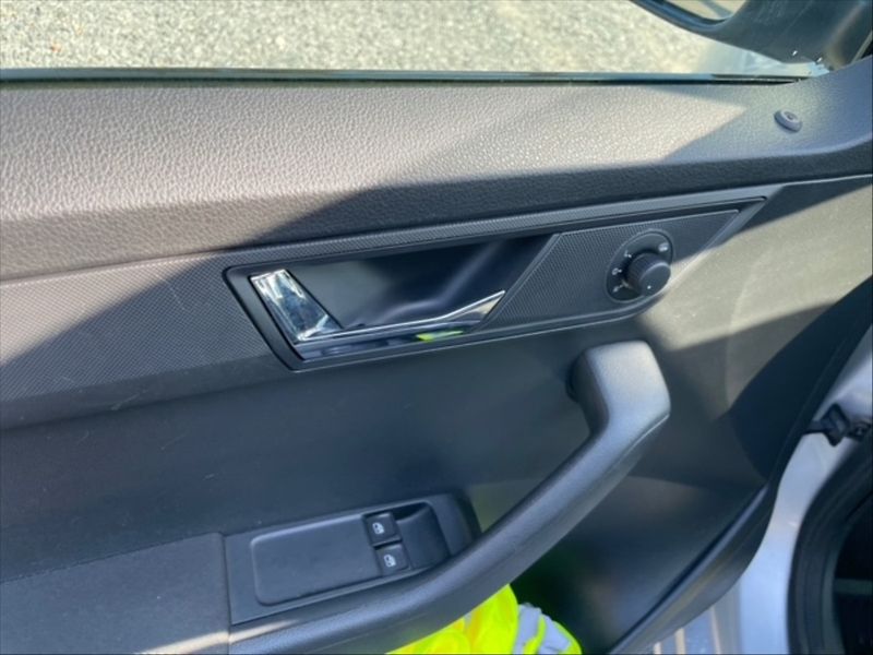 Škoda Fabia 1,0 TSI Ambition - fotka 11 z 11