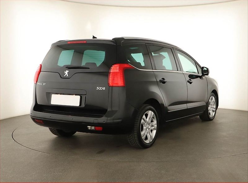 Peugeot 5008 (2011) 2.0 HDI, Automat, Xenony - fotka 5 z 19
