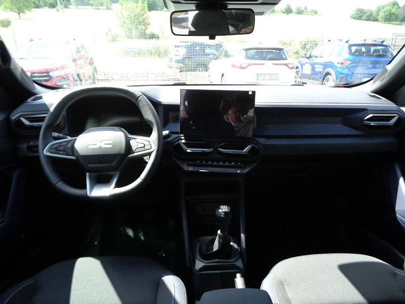Dacia Duster (2026) expression mild hybrid 140     - fotka 11 z 15