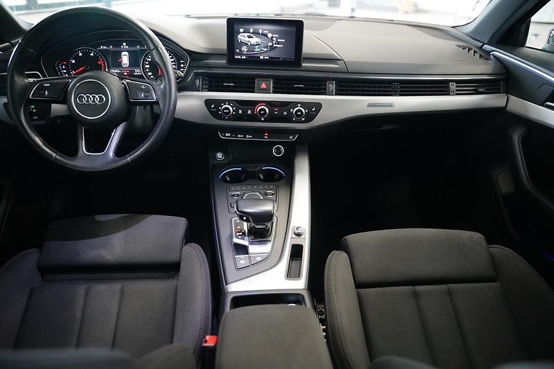 Audi A4 - fotka 5 z 28