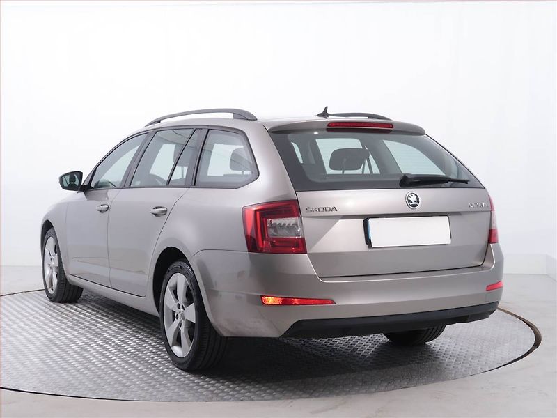 Škoda Octavia (2017) 1.6 TDI, Tempomat - fotka 4 z 19