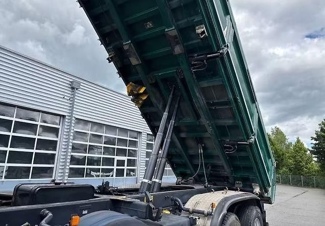 MAN TGS (2021) 35.510 8x4 MEILLER - fotka 25 z 26