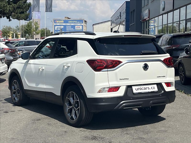 SsangYong Korando 1,5 TGDI  STYLE PLUS CZ - fotka 7 z 24