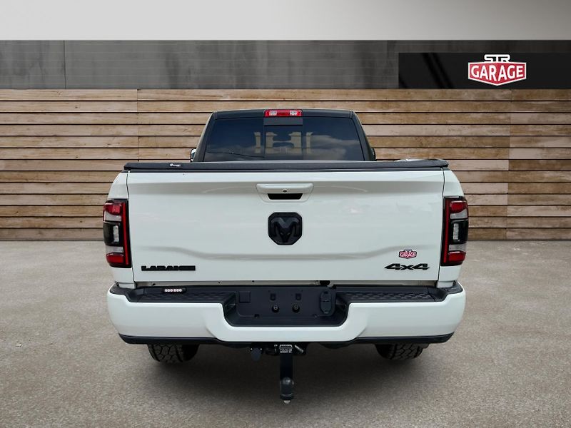 Dodge RAM (2022) +2500+LARAMIE+LPG+HEAVY DUTY+ - fotka 4 z 24