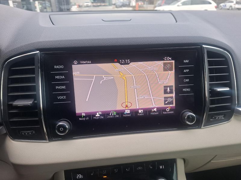 Škoda Karoq (2019) 2.0TDI,nehav,72tkm,top stav - fotka 20 z 21