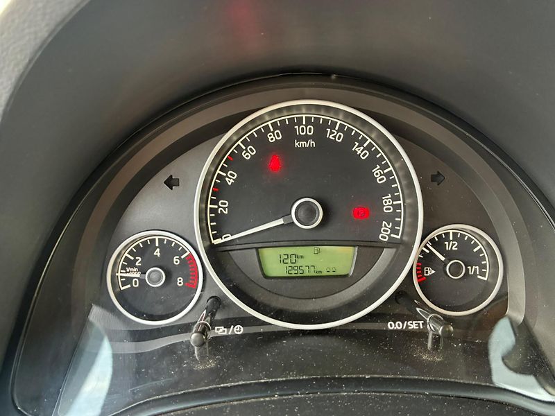 Škoda Citigo (2014) 1.0MPi, 55KW, MONTE CARLO - fotka 14 z 23