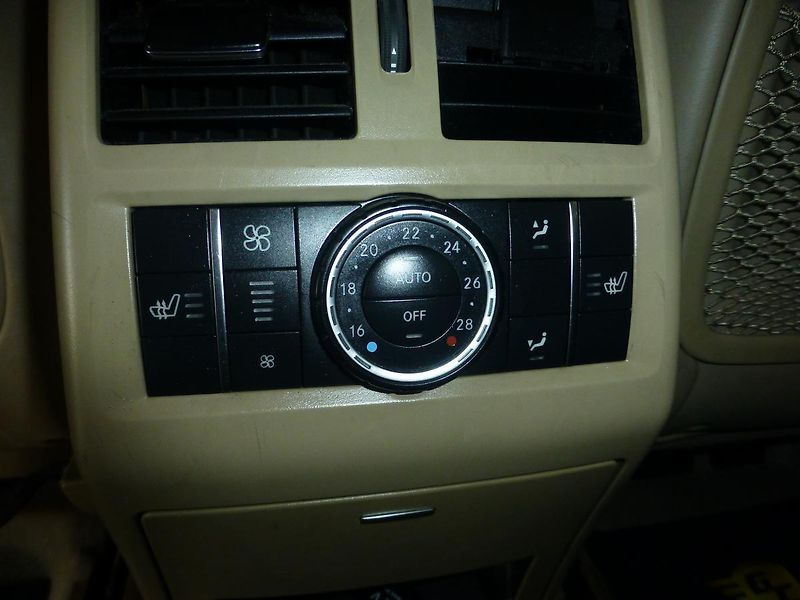 Mercedes-Benz GL (2014) 500-320KW*XENONY**7MÍST - fotka 22 z 33