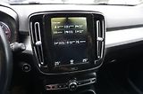 Volvo XC40 (2018) - náhled 15