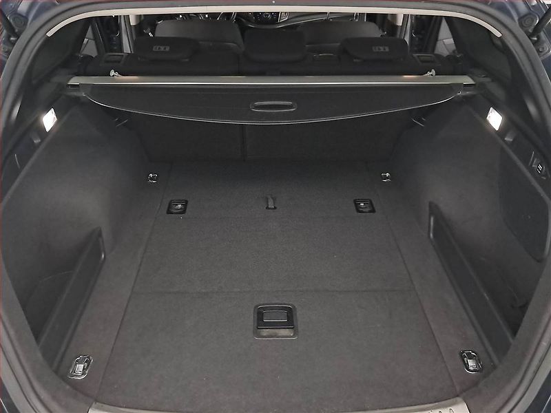 Hyundai i40 (2015) 1.7 CRDi, Navi, Tempomat - fotka 13 z 15