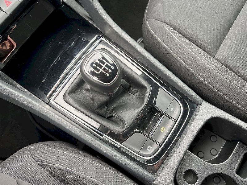 Škoda Karoq (2024) Drive 1.5 TSI 110 kW - fotka 28 z 31