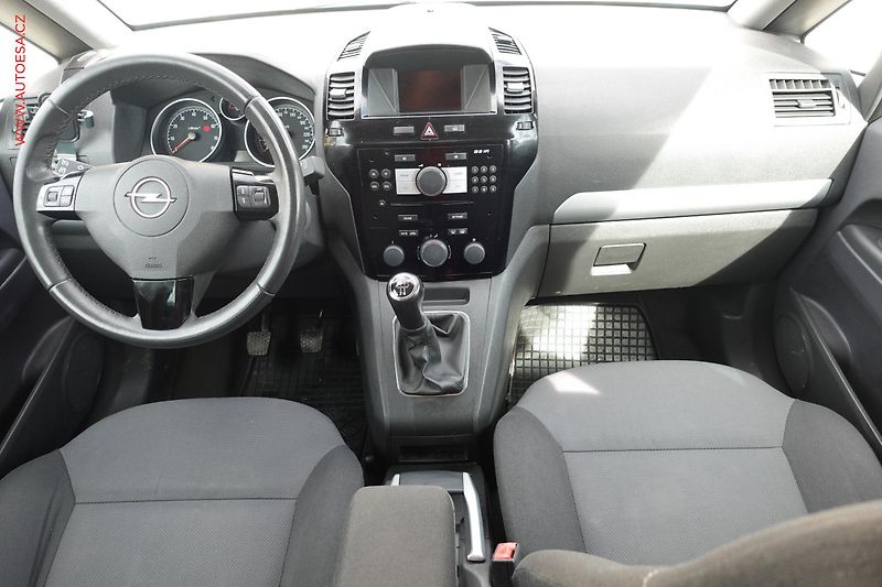 Opel Zafira (2010) 1.6i, ČR, AC, temp - fotka 8 z 23
