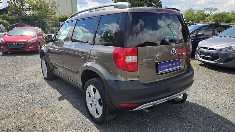 Škoda Yeti 2.0TDI ELEGANCE  4x4  - fotka 11 z 46