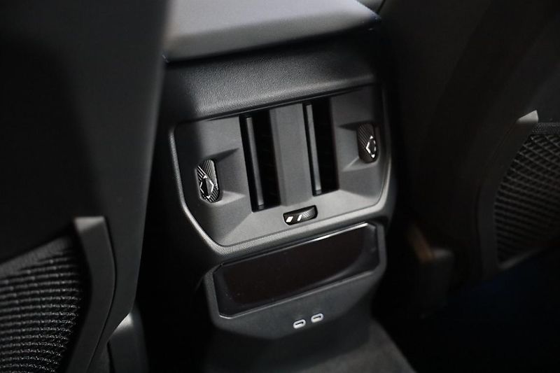 BMW X3 xDrive20d - fotka 16 z 18