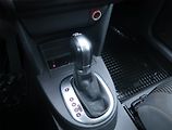 Volkswagen Touran (2013) Comfortline 2.0 TDI, Automat - náhled 13
