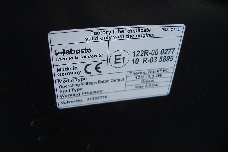 Volvo V60 (2013) PLUG-IN-HYBRID,2.4D6,AWD,158kW - fotka 22 z 78