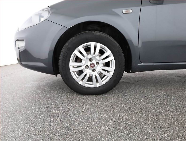 Fiat Punto (2015) 1.4 - fotka 15 z 15