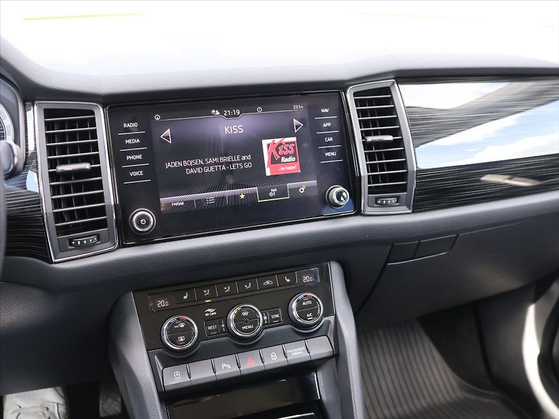 Škoda Kodiaq 2,0 TDI DSG 4x4 Style Plus DPH - fotka 20 z 35