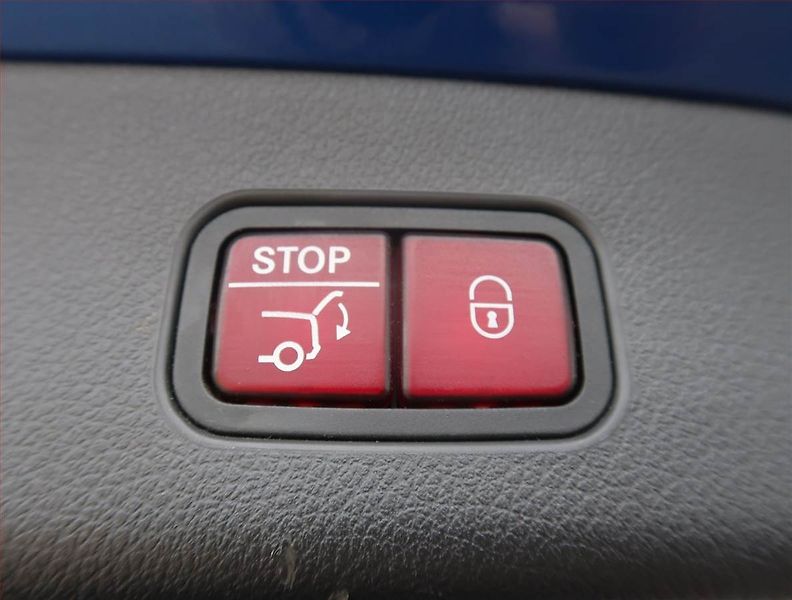 Mercedes-Benz GLC (2022) 220 d 4MATIC - fotka 21 z 22