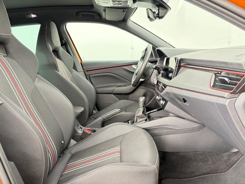 Škoda Kamiq (2025) 1.0 TSI / 85kW / MONTE CARLO - fotka 10 z 34