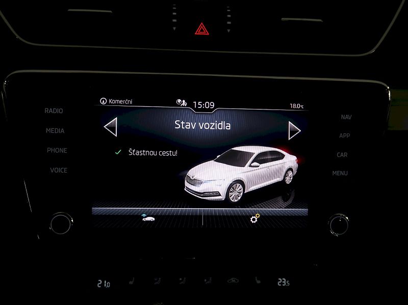 Škoda Superb (2021) STYLE 2.0TDI 147KW 4x4 DSG TAŽ - fotka 28 z 42