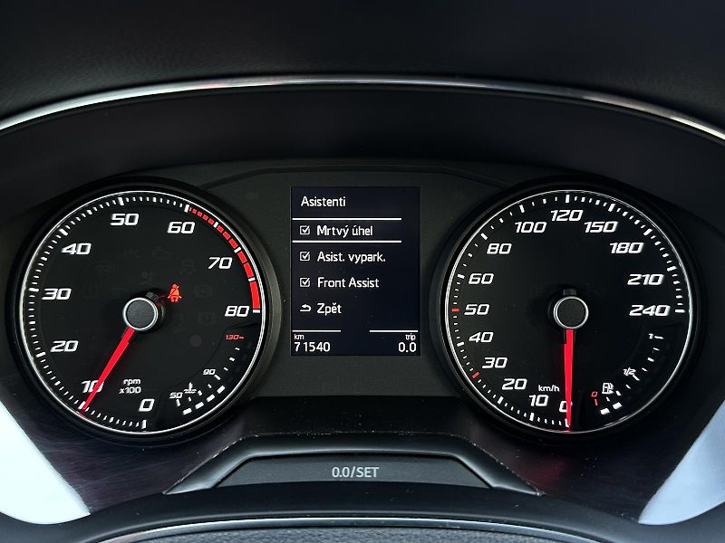Seat Arona Color Concept 1.0TSi Xcellence - fotka 22 z 39