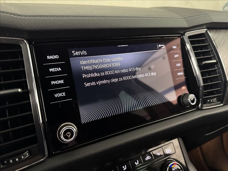 Škoda Kodiaq 2,0 TDi  DSG Style LED Virtual - fotka 32 z 45