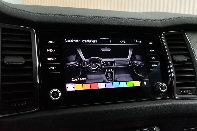 Škoda Kodiaq 2.0TDI DSG*KAMERA*VIRTUAL*ACC - fotka 32 z 43