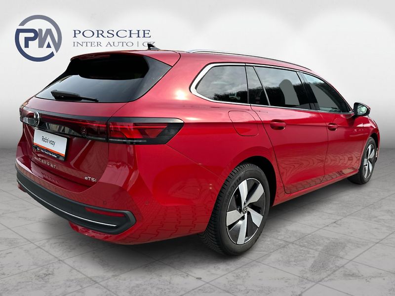 Volkswagen Passat Business 1.5 eTSI 110 kW DSG V - fotka 6 z 24