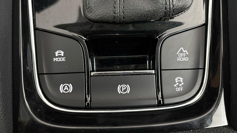 Škoda Kodiaq 2.0 TDI DSG 4x4 L&K - fotka 27 z 34