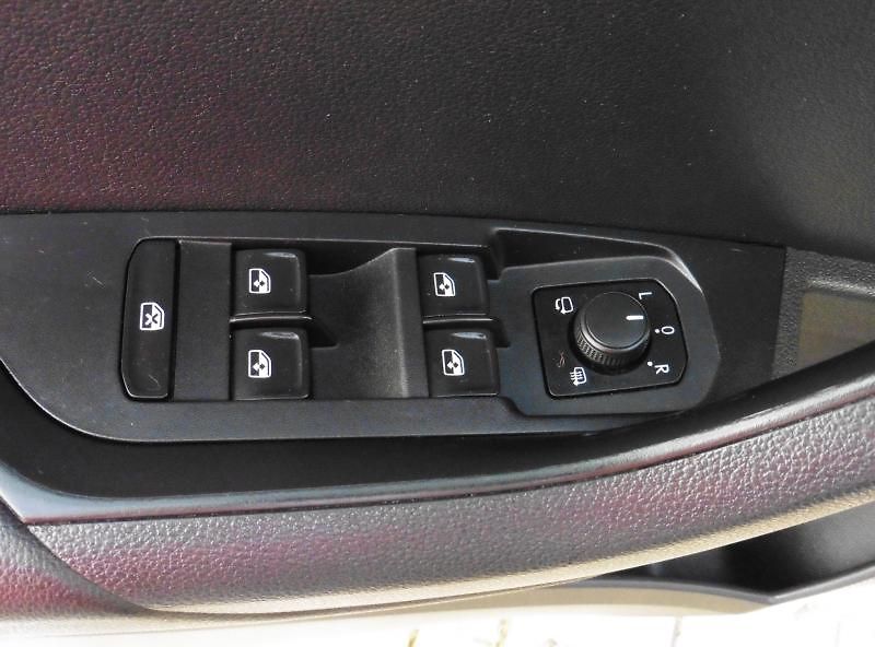 Škoda Karoq 1.5 TSi Style Navi DSG, nové Č - fotka 15 z 18