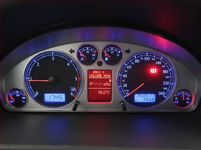 Volkswagen Sharan (2007) 2.0 TDI, 7 míst, Tažné - fotka 11 z 15