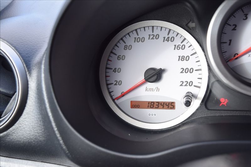 Toyota RAV4 2,0 VVT-i 4WD 110KW BEZ KOROZE - fotka 23 z 33