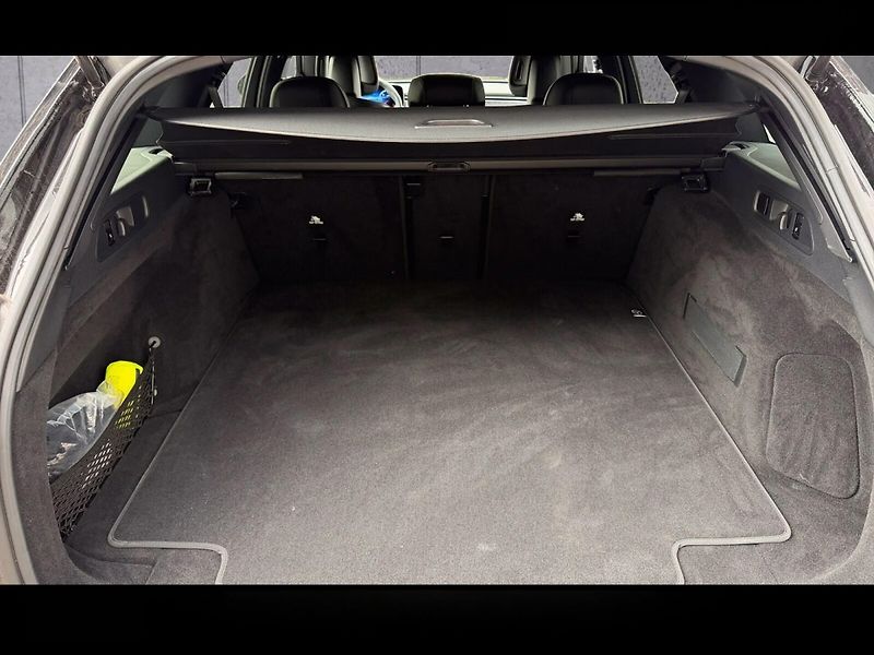 Mercedes-Benz Třídy E 220d AMG 360 Distronic DIGI.Li - fotka 12 z 12