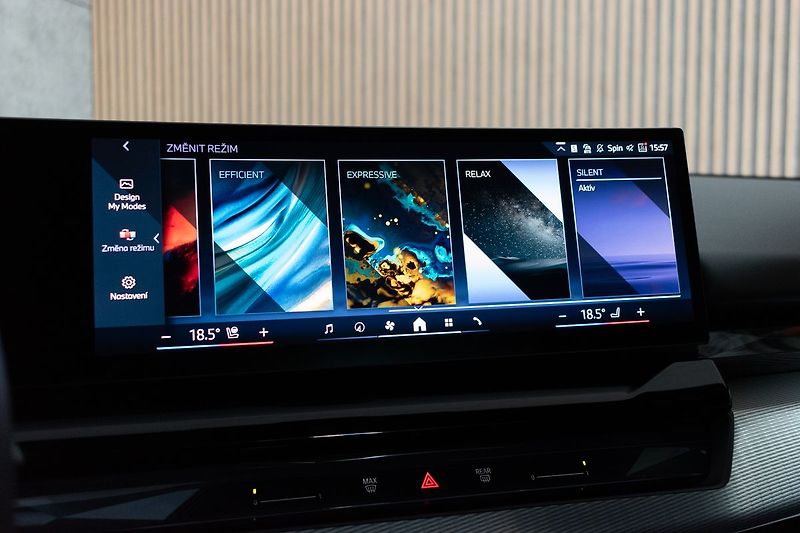 BMW Řada 5 540d xD ///M*ZÁRUKA*TAŽNÉ*ČR 1 - fotka 33 z 51