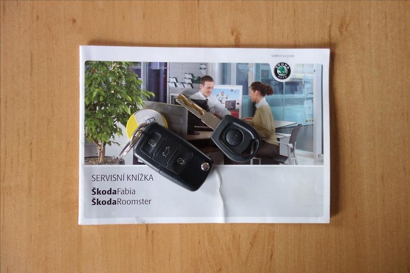 Škoda Fabia 1,2 i,ČR,2 MAJ.,SERV.KN.,KLIMA - fotka 30 z 44