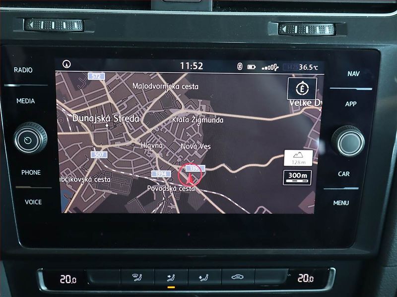 Volkswagen Golf (2017) Comfortline 2.0 TDI, Automat - fotka 17 z 23