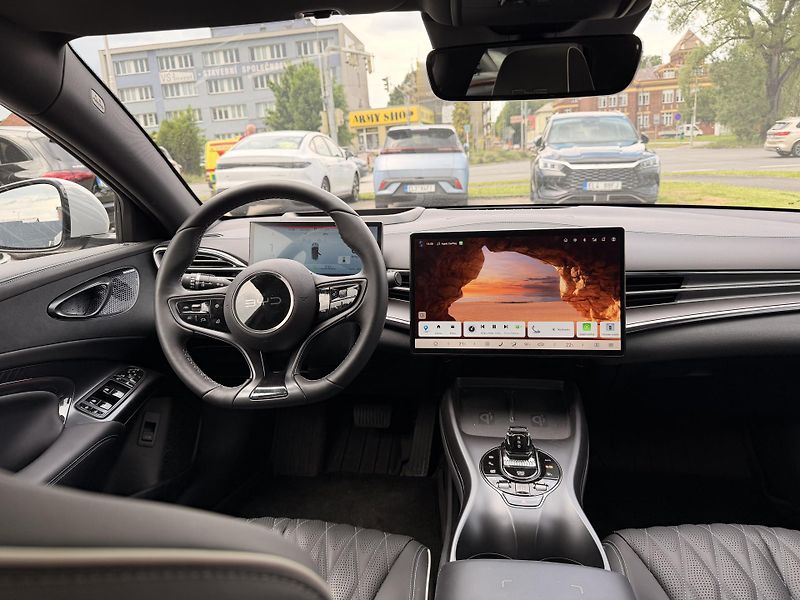 BYD Seal (2025) Excellence AWD demo - fotka 8 z 10