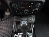 Jeep Compass (2021) 1.3 T-GDI, Automat, Serv.kniha - náhled 16