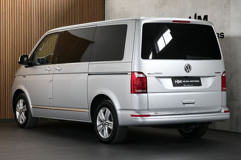 Volkswagen Multivan 2.0TDI 146KW DSG 4x4 Highline - fotka 2 z 30