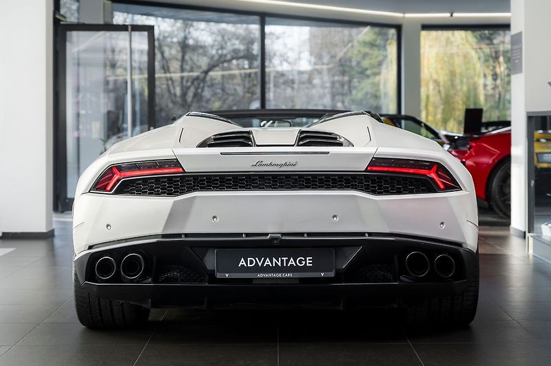 Lamborghini Huracán LP 610-4 Spyder Lift/Kamera/Se - fotka 3 z 27