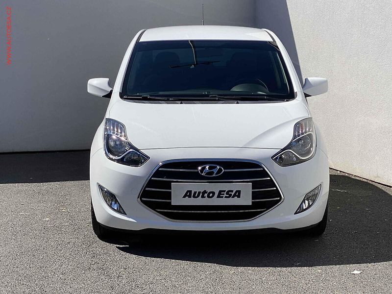 Hyundai ix20 (2019) 1.6GDi, 1.maj,ČR, Klima - fotka 2 z 15